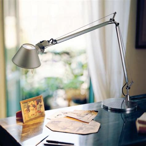 Artemide Tolomeo Tavolo Tischleuchte Mit Tischfu Aluminium Matt