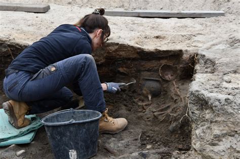 Wertvoller M Ll Aus Dem Mittelalter Arch Ologen Haben Am Molkenmarkt