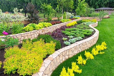 Landscaping Stone Borders Around Flower Beds - Edging Borders