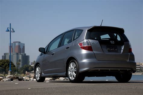 Replace Headkught Honda Fit 2010 2010 Honda Fit Sport Headli