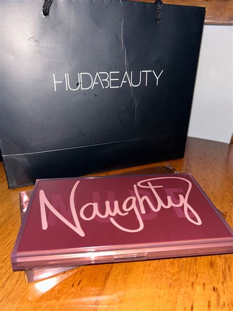 Huda Beauty Naughty Nude Eyeshadow Palette Beauty Personal Care