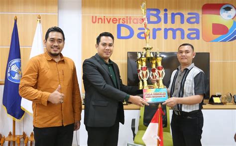 Lingkaran Universitas Bina Darma Gelar Penandatanganan Perjanjian