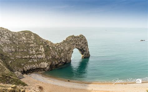 Durdle Door - West Beach is magnificently beatuiful, located in Dorset