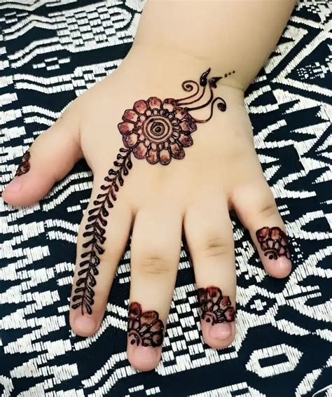 50+ Kids Mehndi Design Simple And Beautiful