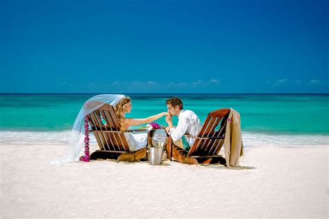 30 Things To Know As You Plan A Beach Wedding Beaches