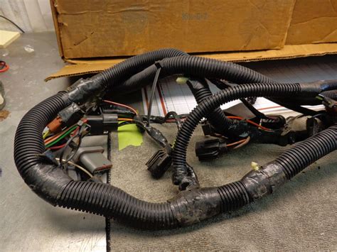 FORD OEM NOS E7DZ 12A581 L Wiring Harness Assembly Engine Harness READ