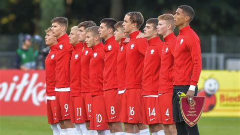 Holandia U 17 Polska U 17 NA ŻYWO Kto wygra Relacja i wynik ME U