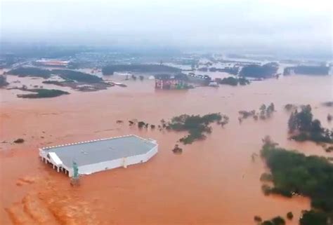 Fuertes Lluvias En Brasil Matan A Personas