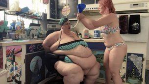 Piggiesgetfed Porn Videos Clips4sale