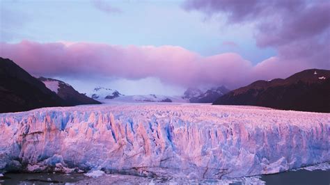 Perito Moreno Glacier at sunrise, Los Glaciares National Park ...