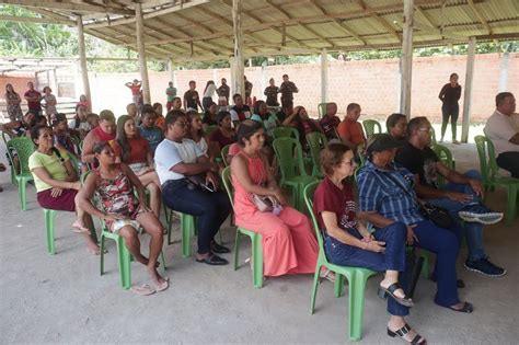 A prefeita Nilma Lima assinou a ordem de serviço para retomada da