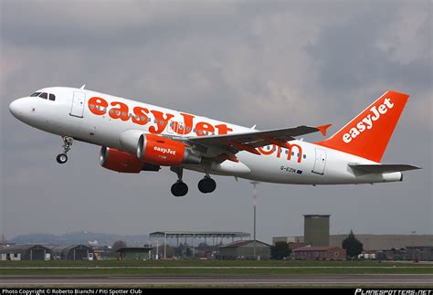 G EZIN EasyJet Airbus A319 111 Photo By Roberto Bianchi Piti Spotter