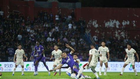 Pelatih Persik Marcelo Rospide Kami Sulit Tembus Pertahanan Bali