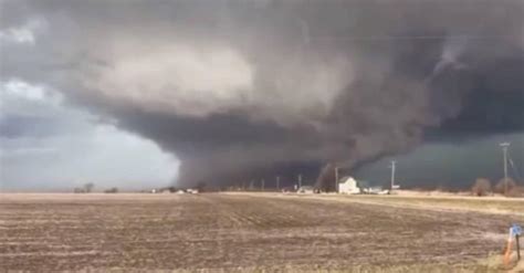 Al menos cuatro muertos dejó el paso de tornados y tormentas en el este