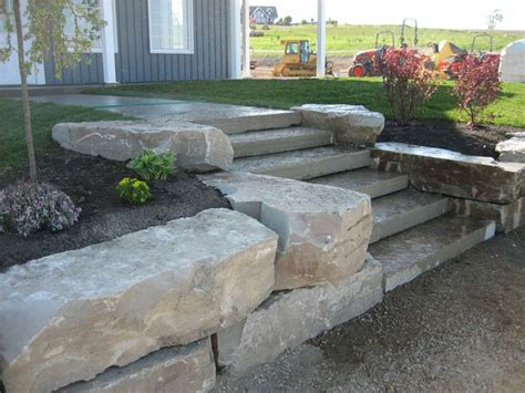 Stunning Armor Stone Retaining Wall Design