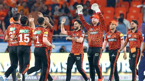 Ipl Sunrisers Hyderabad Face Uphill Battle Against High Flying