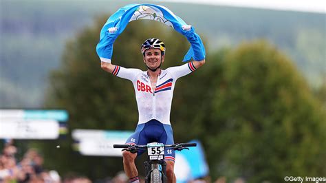 Olympisch Kampioen Tom Pidcock Troeft Iedereen Af En Is Nu Ook