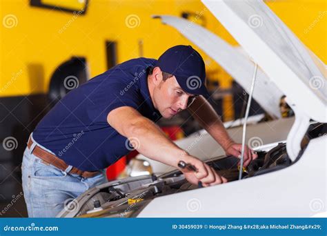 Mechanic Repairing Vehicle Stock Image Image Of Employee 30459039