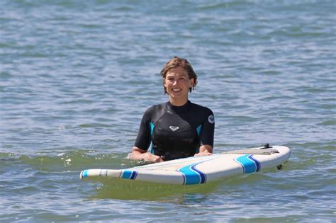 Rosamund Pike In A Bikini In Hawaii March 2014 CelebMafia