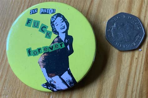 Sex Pistols Fuck Forever 52mm Binlid Badge Crash The Pose