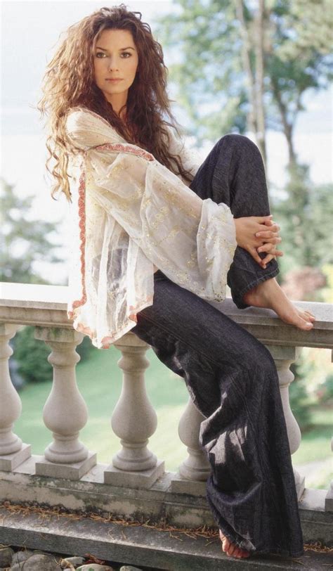 The “queen Of Country Pop” Beautiful Photos Of Shania Twain In The