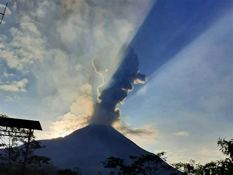 Gunung Merapi Gunung Merapi Masih Alami Aktivitas Kegempaan Yang