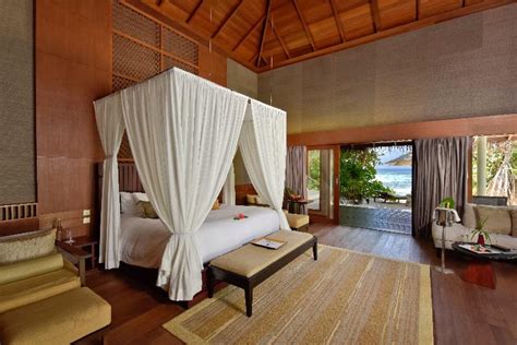 Top 17 luxury resorts in the Maldives - Luxuryhoteldeals.travel