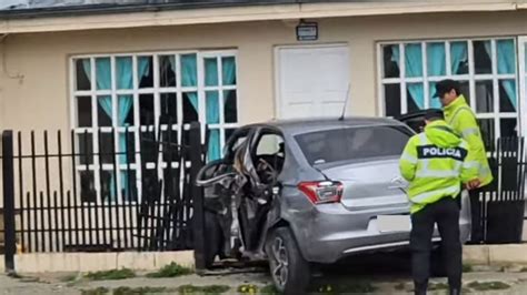 Impresionante Choque En Río Grande Un Vehículo Terminó Incrustado En Una Casa Infofueguina