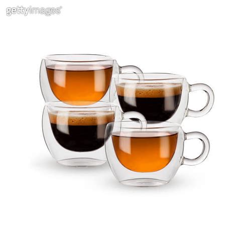 Glass Cups Of Tea And Coffee Isolated On White Backgound 이미지