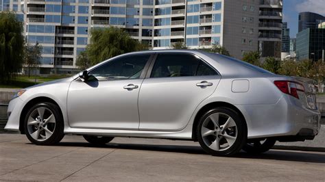 2011 Toyota Camry Se Wallpapers And Hd Images Car Pixel