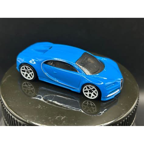 Hot Wheels 16 Bugatti Chiron Loose 2021 5 Pack HW Exotics Shopee