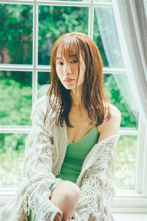 （写真）松本まりか、アンニュイな表情がセクシー 4種類の衣装で魅せるたおやかな姿 エンタメ ニュース ｜クランクイン！