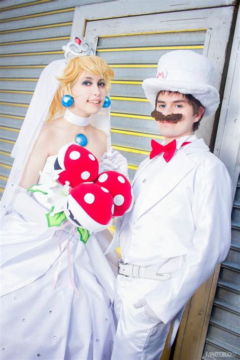 Wedding Princess Peach & Mario (2017) – Eriza Cosplay