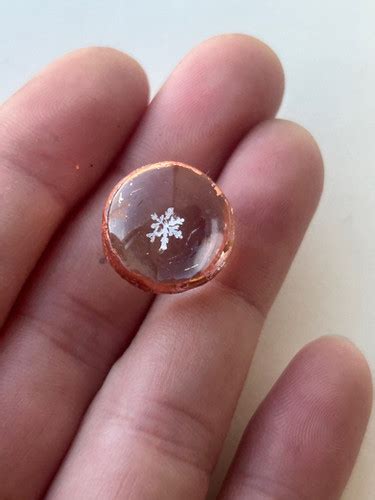 C1 Pebble 15mm Real Snowflake Preserved Resin Glass Colorado Junk Box