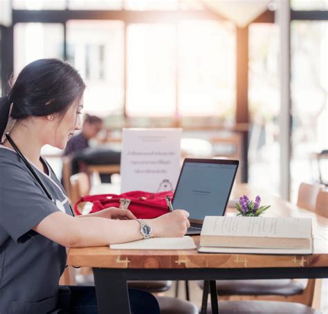 Continuing Education in Healthcare: 5 Benefits of Online Learning - PrepMD