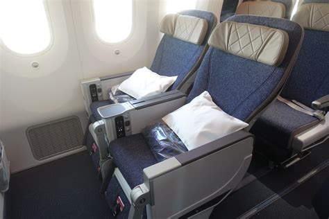 Inside El Al's New Dreamliner On Its Debut from Newark - The Points Guy