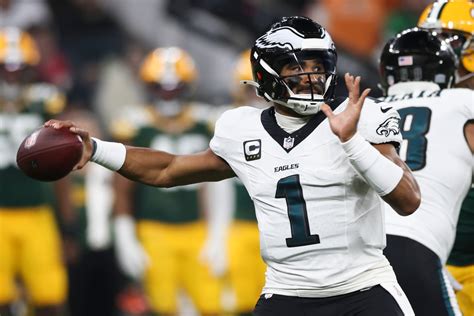 Eagles need more out of QB Jalen Hurts if they want to win Super Bowl ...