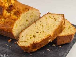 Gâteau du matin sans gluten à la farine de pois chiches poires et