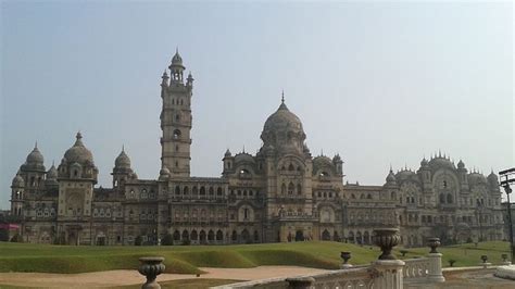 Palaces - Vadodara | Palaces Photos, Sightseeing -NativePlanet