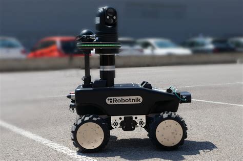 Robotnik S Rb Watcher Mobile Surveillance Robot Has Bi Spectral Ptz