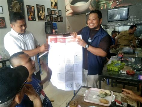 Kpu Sinjai Sosialisasikan Pemilu Di Cafe Demokrasi Paparazzi Indo