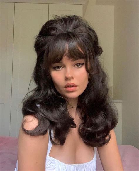 70s Hair And Makeup 1960’s Makeup Pelo Retro Retro Hairstyles Vintage Hairstyles For Long