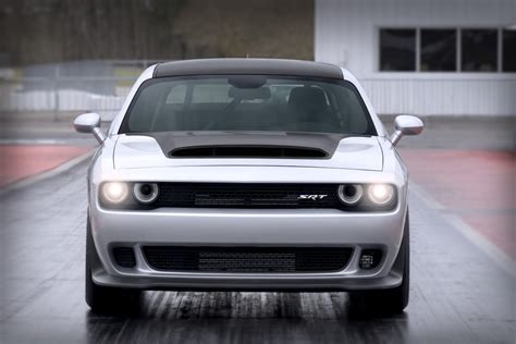 Dodge Challenger Srt Demon 170 Despedida Tem Versão Com Mais De 1 000cv