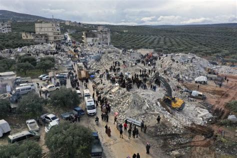 Tausende Tote Nach Erdbeben In Türkei Und Syrien Bergungsarbeiten