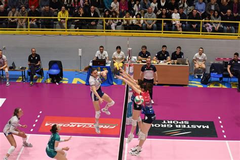 Volley A2 F La LPM Bam Mondovì cede alla maggior motivazione di