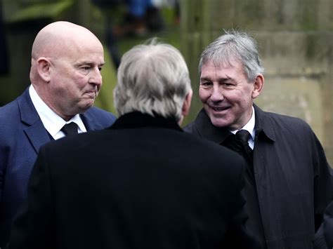 Eamonn Holmes pens heartfelt Denis Law tribute as he joins Man Utd