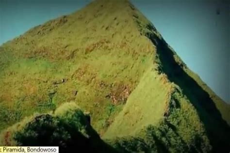 Merinding Ini Sederet Misteri Gunung Piramid Bondowoso