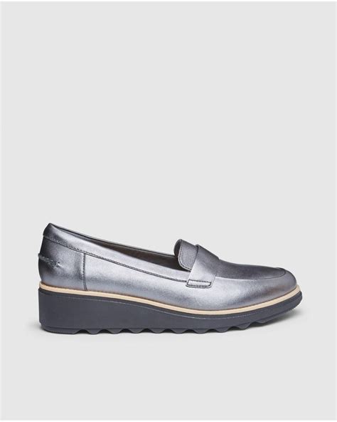 Clarks Silver Leather Loafers With Decoration On Upper In Metallic Lyst