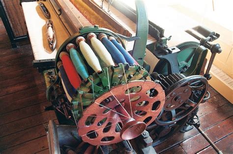 Draper Power-Loom, Slater Mill Museum | Power loom, Loom, Slater