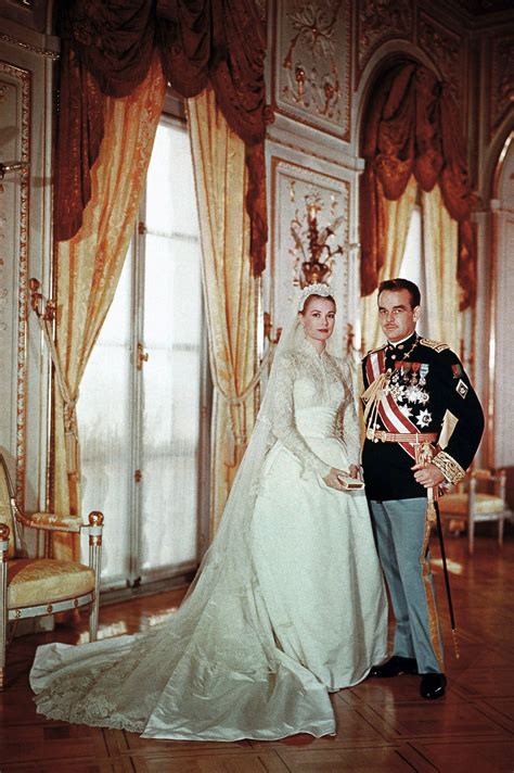 grace kelly wedding dresses 8